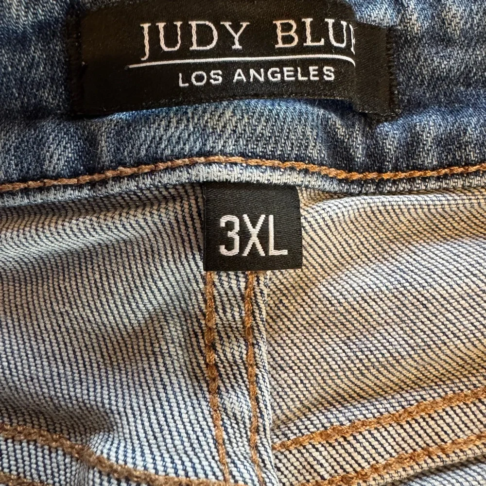 Judy Blue long cuffed denim‎ short! 3XL